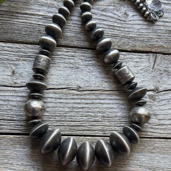 Rose Martin Navajo Sterling Silver Handmade Stamped Pearls Bead Necklace 22 inch - Picture 10 of 12